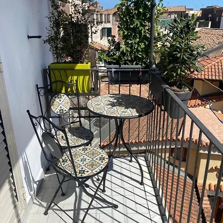 Alojamento de Acomodação e Pequeno-almoço Centro Acireale